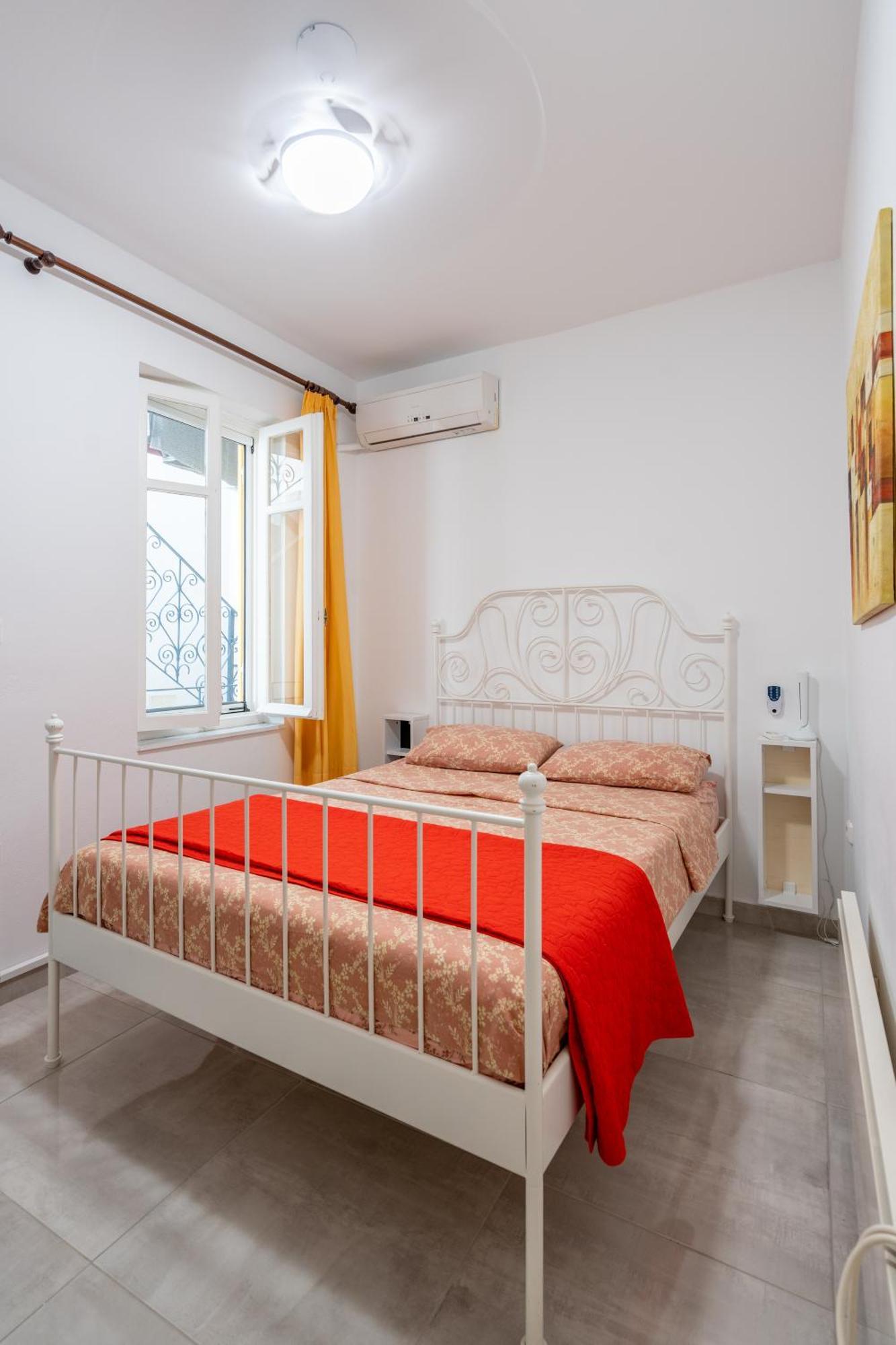 Psiri Gem From In Vivo Apartments- Spacious 1St Floor Apartment With Balcony In Athens' Historic Center المظهر الخارجي الصورة